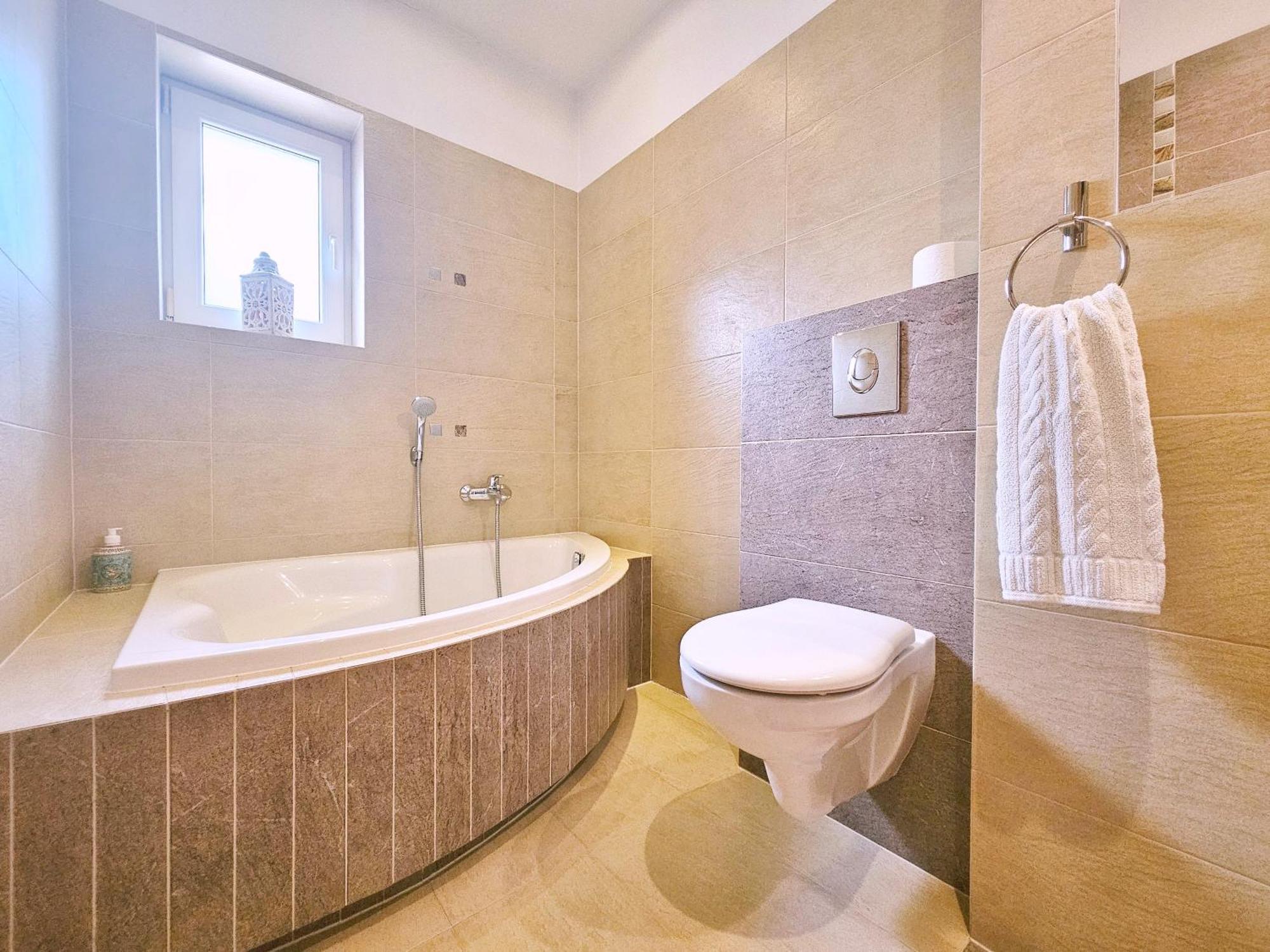 Apartament Garden- Parking, Ogrodek, Cicha Okolica Pruszcz Gdański Buitenkant foto